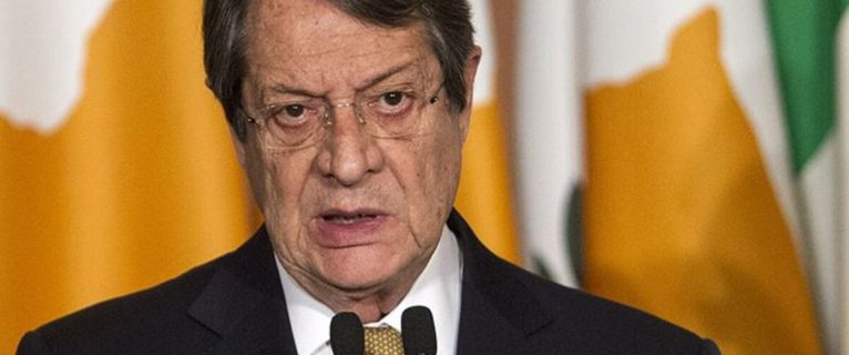 Anastasiadis hakkındaki skandallar konusunda halka seslendi