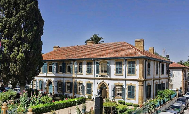 Vakıflar’da yönetim değişikliği ve arazi kararı