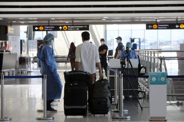 ⁠Larnaka Havalimanı’nda 23 kilo hintkeneviri ele geçirildi