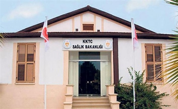 Sağlık Bakanlığı teknisyenler için açtığı geçici memur münhalini iptal etti