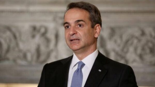 Miçotakis: Sınıra çektiğimiz bariyerin yapımından geri adım yok
