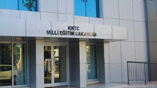 Bakanlık geçici öğretmenleri toplantıya çağırdı