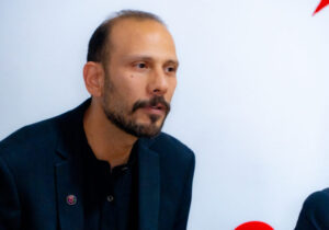 Ersoy: “Ödenmeyen ek mesailer hırsızlık değil midir?”