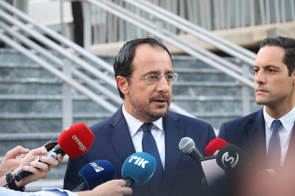 Hristodulidis: “Erhürman yeni önerilere olumsuz yaklaşmadı”