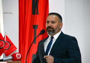 Soğuk zincir koşullarına uymayan ilaçları teslim almadı, görev yeri değiştirildi: KTAMS Dinçyürek’i istifaya çağırdı
