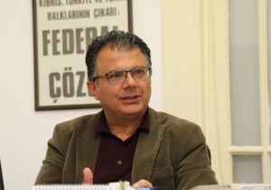 Akansoy: “Guterres’in Kıbrıs ziyareti rutin bir diplomatik temas olarak değerlendirilemez”