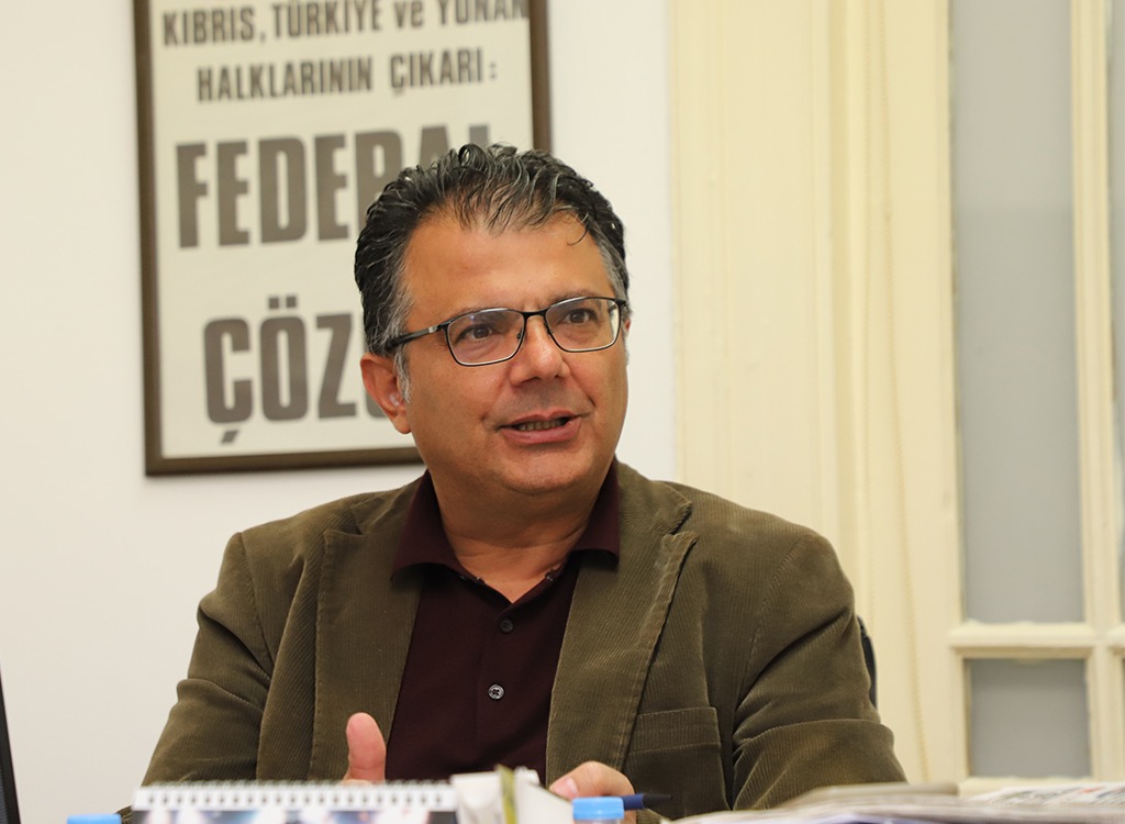 Akansoy: “Guterres’in Kıbrıs ziyareti rutin bir diplomatik temas olarak değerlendirilemez”