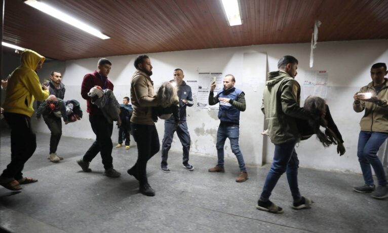 İsrail ordusunun Gazze’ye saldırılarında son 10 günde 422 Filistinli öldü, bin 738 kişi yaralandı
