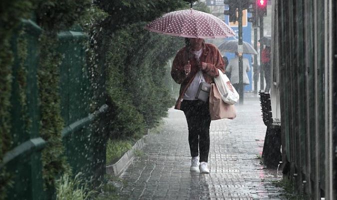 Beş gün yağmur: Sağanaklar cumartesiye kadar sürecek