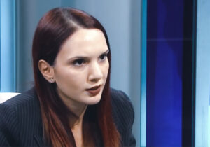 Nazlı: “Emekçinin maaşı birilerinin iki dudağı arasından çıkacak kararlara bırakılamaz”