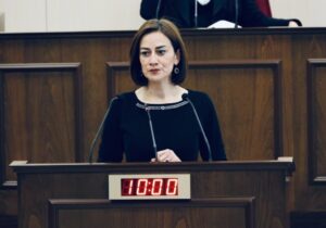 Derya: “Bu çarpık düzenin bedelini kadınlar ve çocuklar ödüyor”