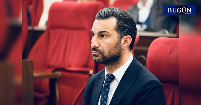 Solyalı’dan seçim öncesi dağıtımlara tepki: “İnsanların ihtiyaçları yıllarca ertelenip seçime ramak kala karşılanır gibi yapılıyor”