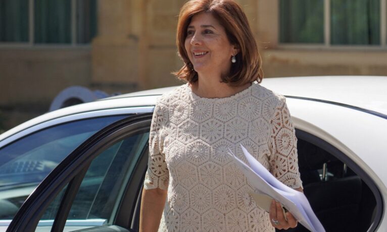 Holguin adada: Yeni temas turu başlıyor