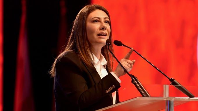 Sıla Usar İncirli: “Halkın gündemi sizin siyasi hesaplarınız değil, değişimdir”