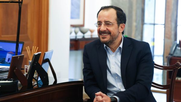 Politis: Uluslararası toplum Nikos Hristodulidis’ten de adım bekliyor