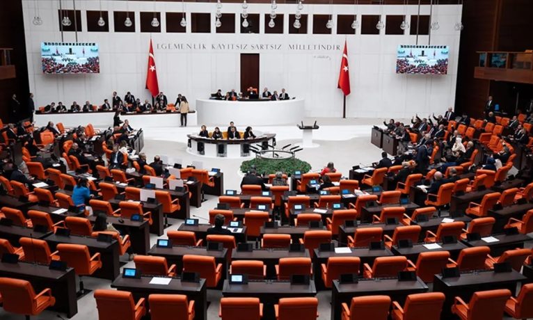 Türkiye’de varlık barışı düzenlemesi Meclis’te: Muhalefetten ‘gri liste’ uyarısı