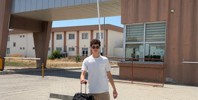 İsrailli kuryeden kuzeyde kötü muamele iddiası