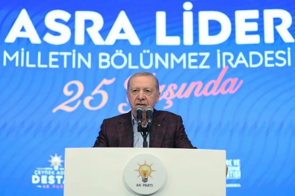 Erdoğan’dan AKP kampında Kıbrıs mesajı: “Lefkoşa size bakıyor”