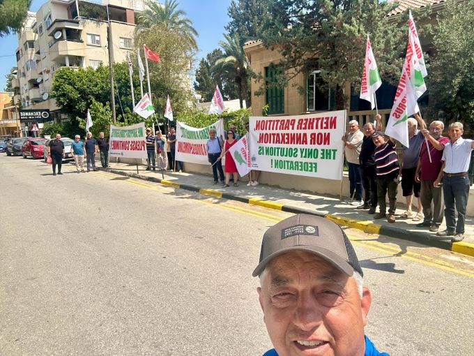 Barış Derneği, Holguin’e federal çözüm konusundaki kararlılığını yineledi