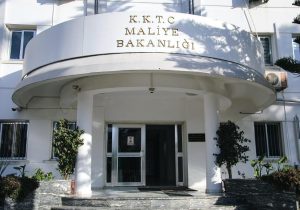 Devlet gelirle değil borçla ayakta tutuluyor