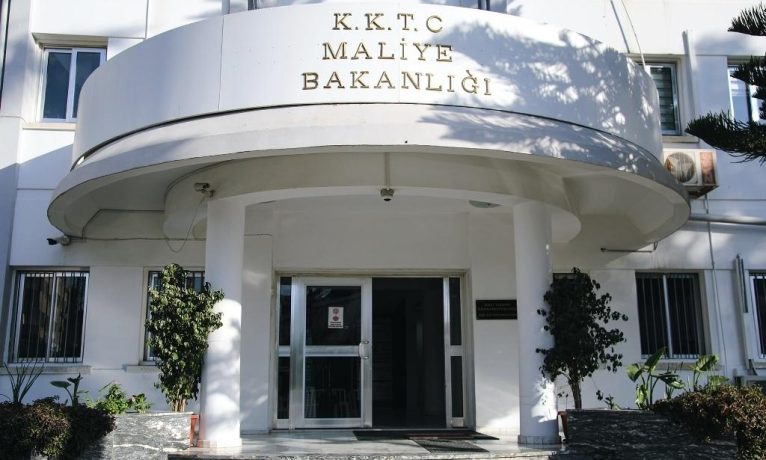 Bakanlık çocuklardan geri istenen emekli maaşlarını savundu: İdarenin kusurundan kaynaklanan bir mağduriyet söz konusu değildir