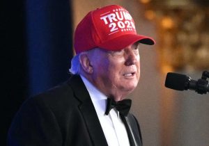 Trump’tan Anayasa’ya meydan okuyan 2028 çıkışı: “Bir kez daha aday olacağım”