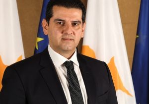 Damianos: “Kıbrıs doğal gazdan 10 milyar Euro gelir elde edecek”