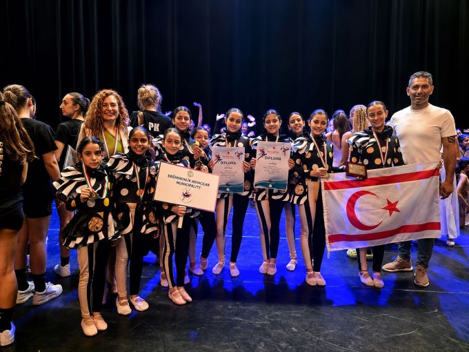 DAB Dans Grubu’ndan İtalya’da iki dünya derecesi