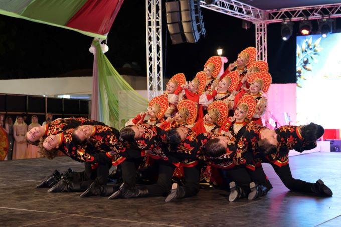 Yedi ekip, tek sahne: İskele’de gala gecesine Rusya damga vurdu