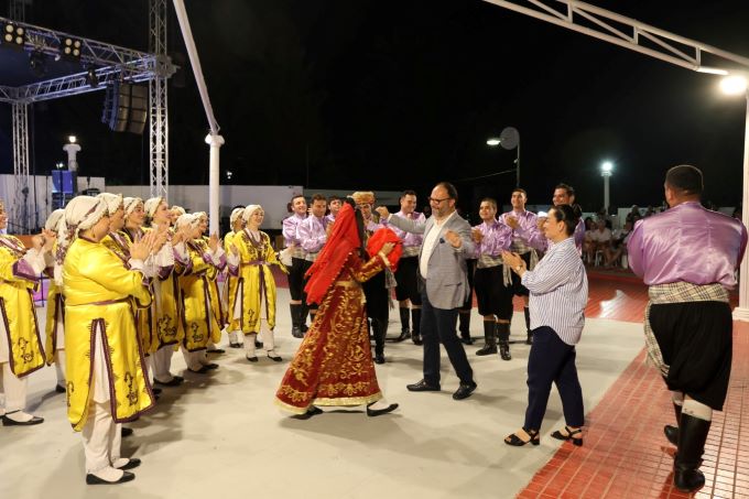 Larnaka kültürü İskele Festivali’nde nostalji ve dayanışmayla yaşatıldı
