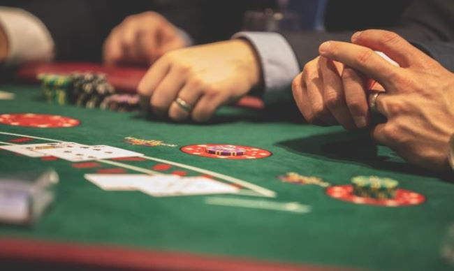 Sosyal yardım parası casinoya gidiyor