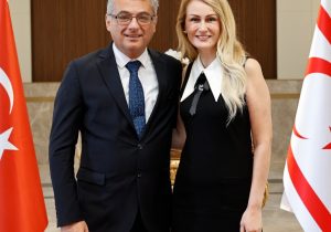 Cumhurbaşkanı Erhürman hastaneden taburcu edildi