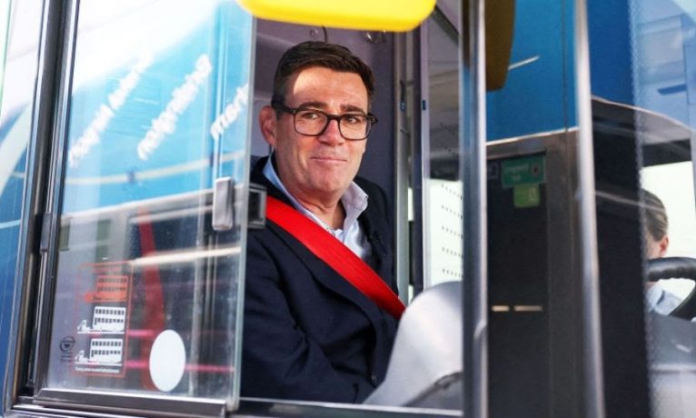 Burnham’ın dış politika üçlüsü: Miliband, Healey ve Streeting