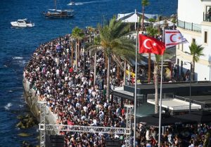 “Türk savaş uçakları Kıbrıs Cumhuriyeti hava sahasını ihlal etti”