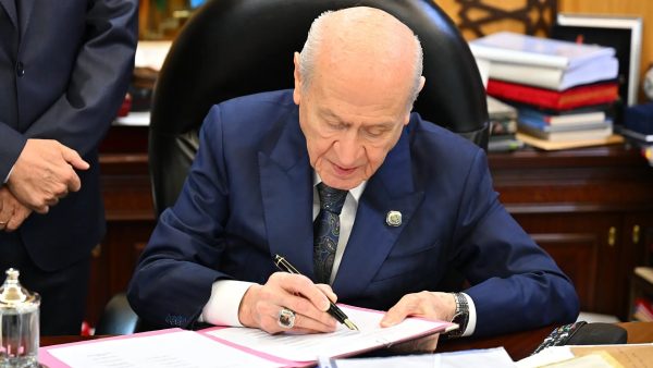 Bahçeli: “Öcalan umut hakkına, Ahmetler görevine, Demirtaş evine kavuşmalı”
