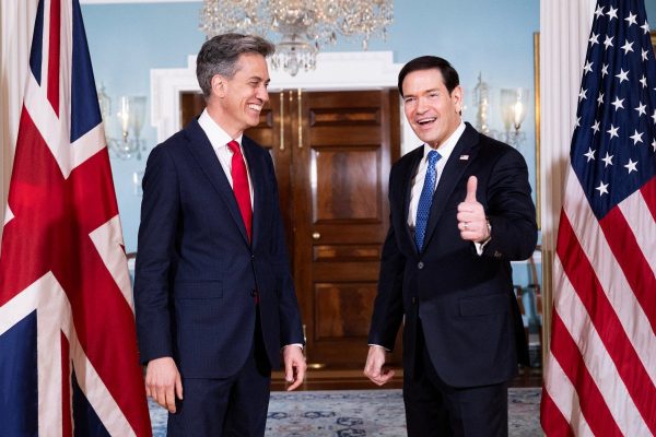 Rubio ile Miliband görüştü: Gündemde Ukrayna ve Avrupa’nın güvenliği vardı