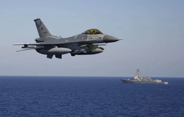⁠Kıbrıs hava sahasında Türk F-16 hareketliliği arttı