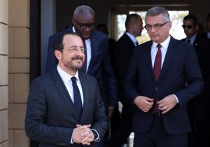 Liderler görüşüyor, anlaşmazlıklar sürüyor: Erenköy ve Akıncılar da masada