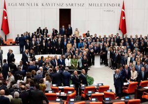Tarihi teklif 467 vekilin rekor oyuyla TBMM’den geçti