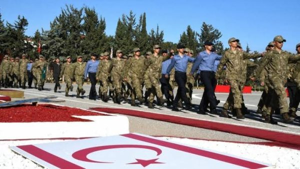 Subay ve astsubaylara ücretsiz tabanca ve 50 mermi verilmesi gündemde