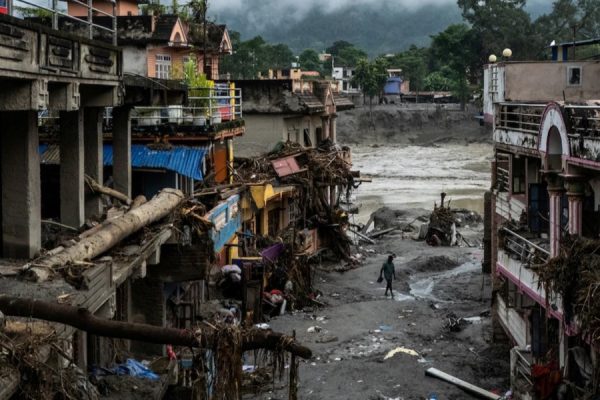 Nepal’de sel felaketi: Ölü sayısı 734’e yükseldi