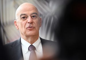 Dendias 1 Ekim törenleri için Kıbrıs’a geliyor