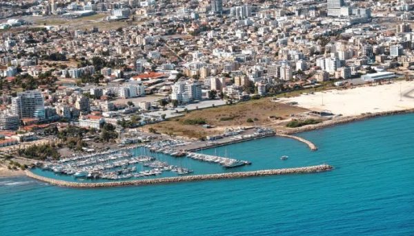 Güney Kıbrıs deniz güvenliği mevzuatını değiştiriyor: Tehlikeli havada sefere yasak gündemde