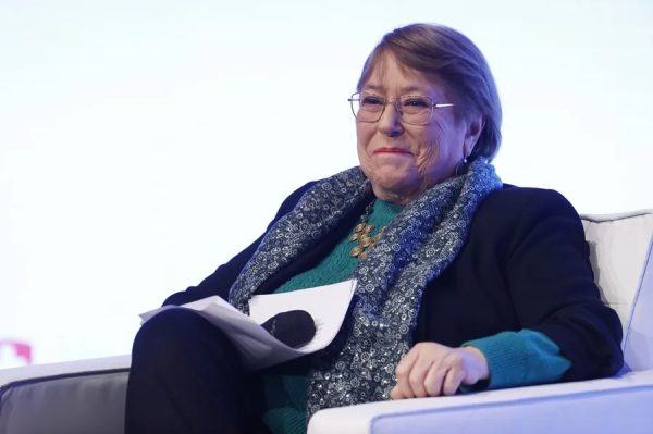 Michelle Bachelet BM Genel Sekreterliği adaylığından çekildi