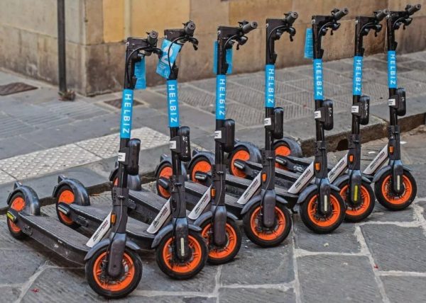 Elektrikli scooterlara plaka ve kayıt geliyor: Kurallara uymayan araçlara el konulacak