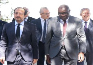 Görüşme sona erdi: Hristodulidis masaya 19 başlık götürdü