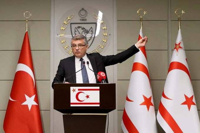 Erhürman: “Üçlü görüşmeyi reddetmedim, uzlaşma ihtimali varsa katılacağımı söyledim”