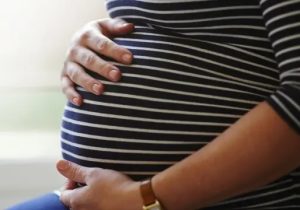 Güneyde doğumların dengesi değişiyor: Kıbrıslı annelerin doğumları azalırken yabancılarınki artıyor