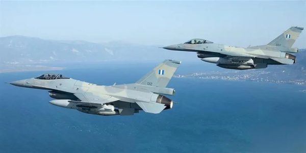 Yunan F-16’ları ve savaş gemisi Kıbrıs’ta kalıcı hale geldi