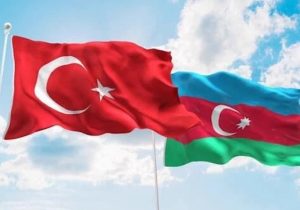 Azerbaycan 31 Türk vatandaşını “istenmeyen kişi” ilan etti: Listede siyasetçi, gazeteci ve akademisyenler var